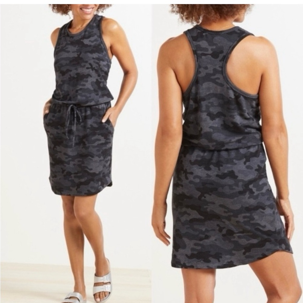 Sundry Women's Camo Dress